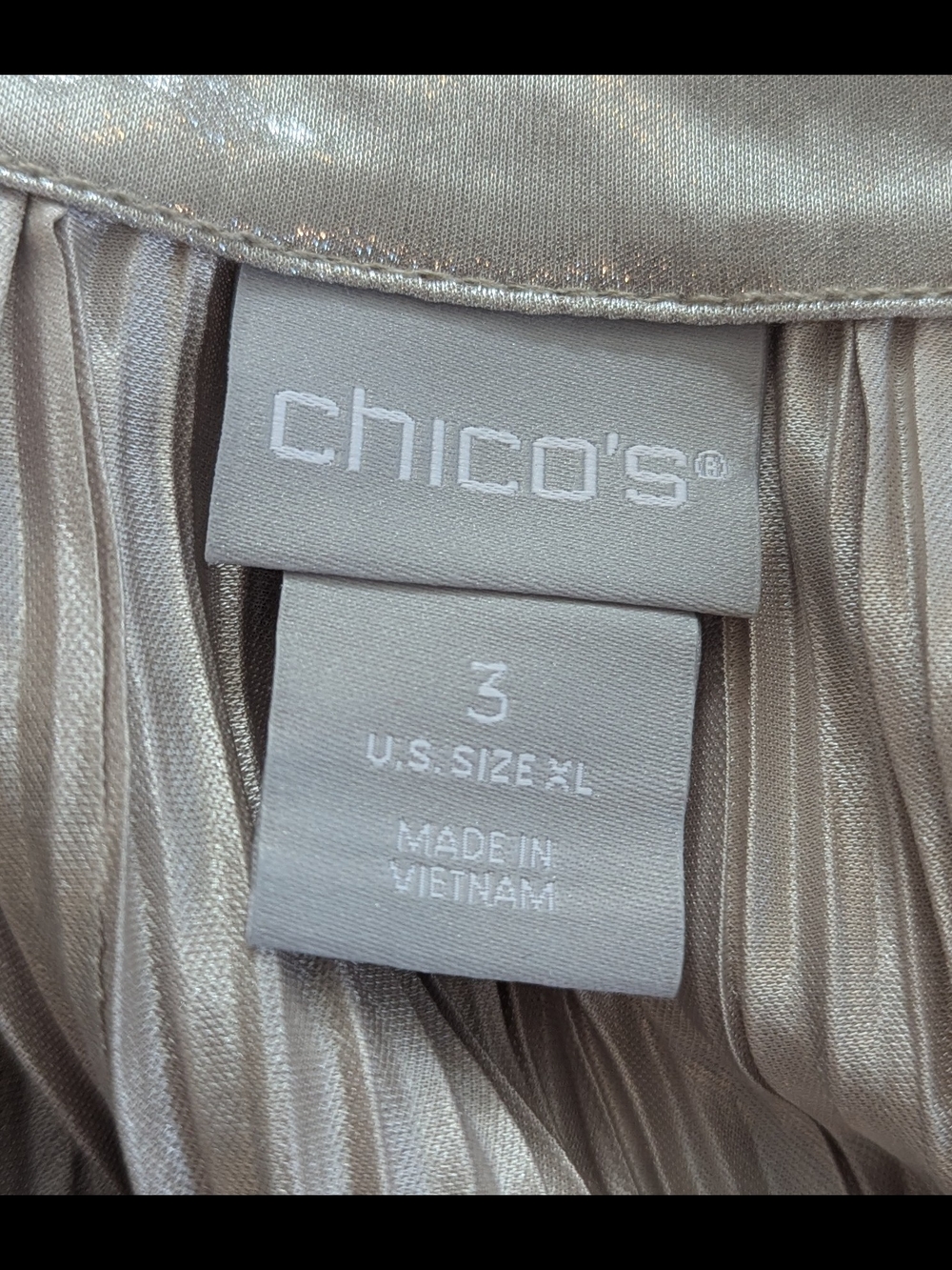 Chicos Metallic Crinkle Tee Top Champagne Gold 3/4 Sleeve Pleated Size 3 XL - Picture 3 of 5